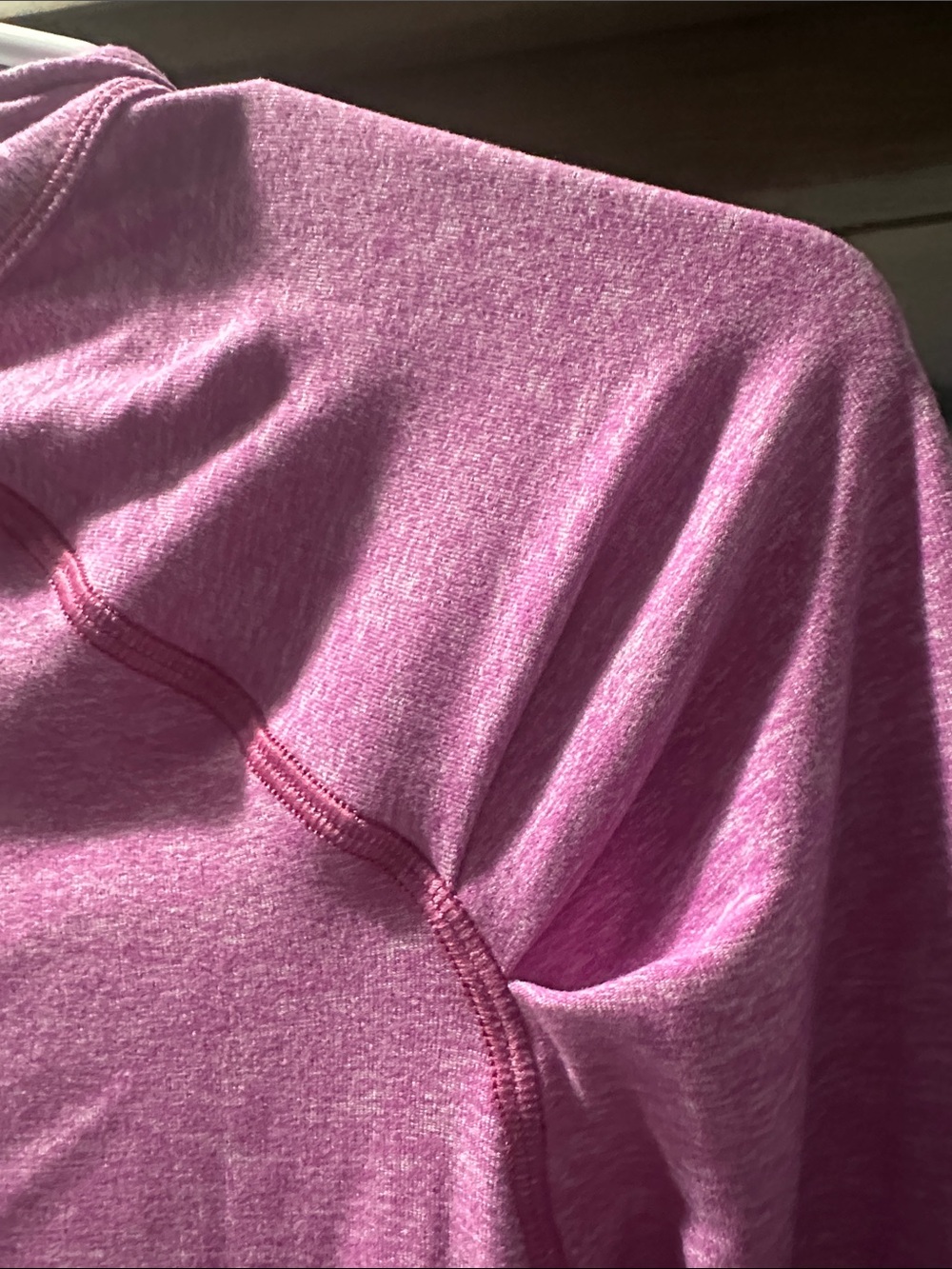 lululemon athletica Long-Sleeve Active Top size 4 - Picture 5 of 9